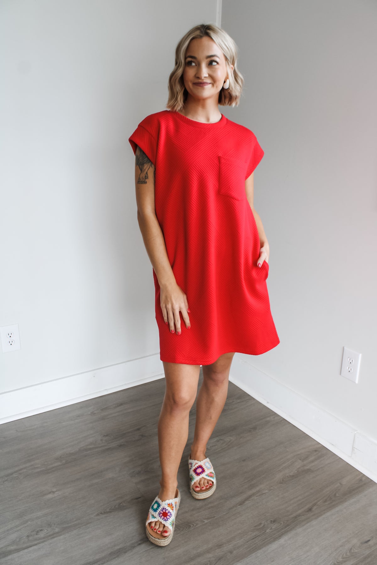 Cool & Collected Pocket Dress • Red