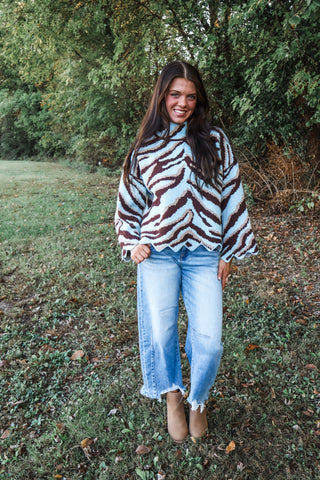Safari Ridge Scallop Sweater • Blue/Brown