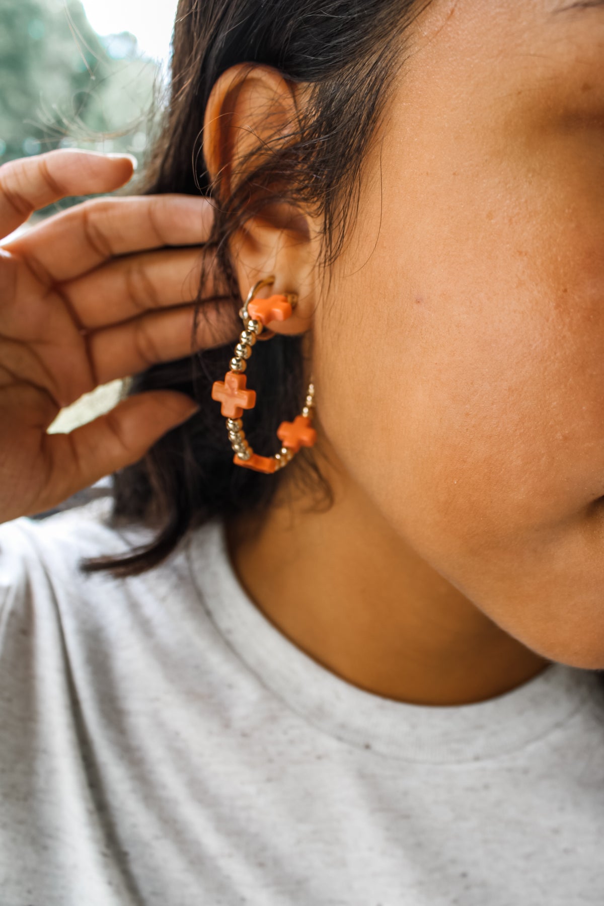 Crossing Paths Hoop Earrings • Peach