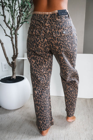Eseme• leopard barrel Jean