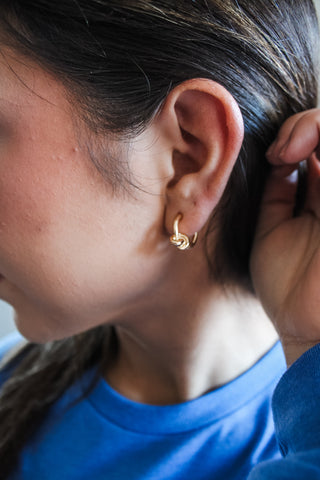Love Me Knot Hoop Earrings • Gold