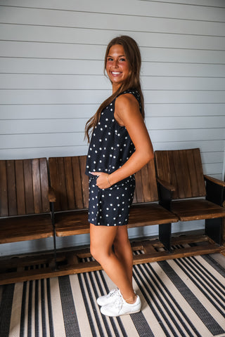 On The Dot Short Set • Black