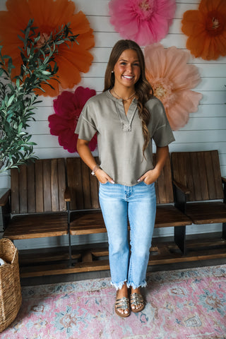 Afternoon Plans • Taupe