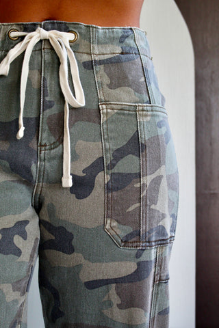 Nash Camo Print Barrel Leg