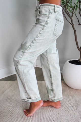 Averi Star Print Boyfriend Jean • Pistachio