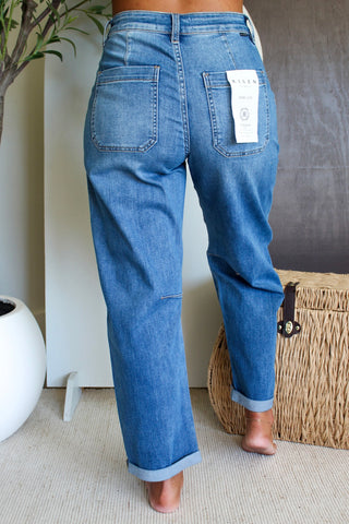 Oliver High Rise Barrel Leg • Medium Wash