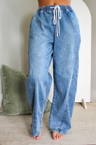 Lucy Barrel Leg Denim Pants • Light Wash