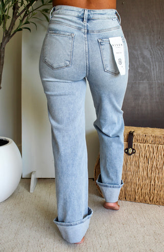 Avia Cuffed Wide Leg | Tummy Control • Light Wash