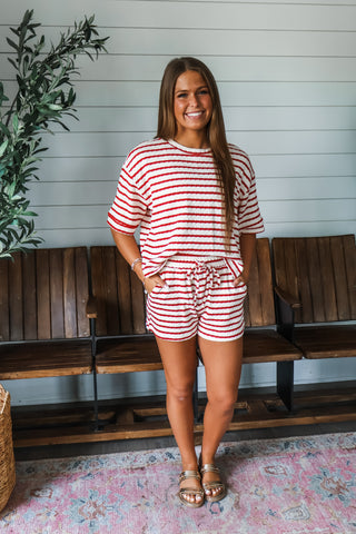 Calm your mitts • red striped short set