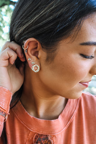 Twist & Turn Circle Earrings • Gold