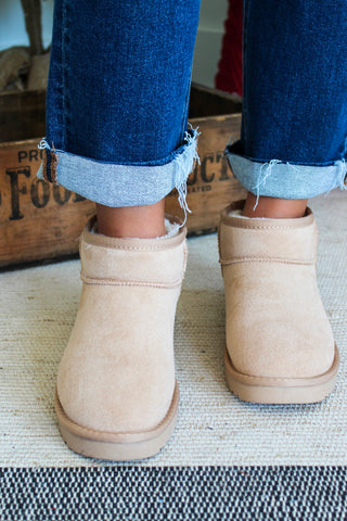 Cozy Classic Mini Boot • Oatmeal