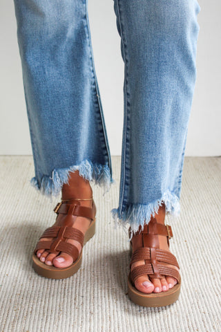 Mara Fisherman Sandal • Cognac