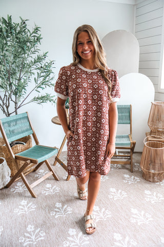 Polished & Pretty Floral Mini • Rust