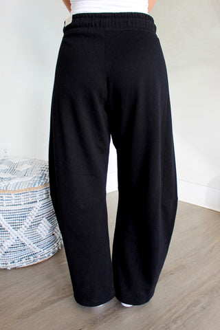 Bella Barrel Sweatpants • Black