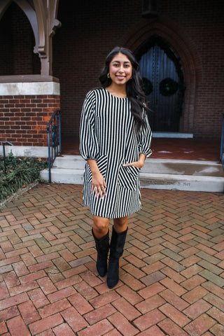 Striped To Perfection • Black