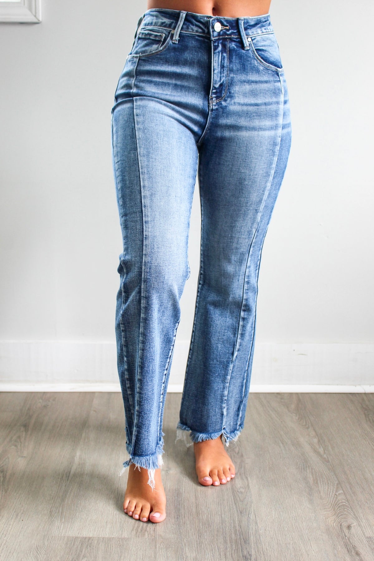 Tuck Paneled Straight Leg • Medium Wash