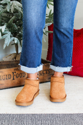 Cozy Classic Mini Boot • Tan