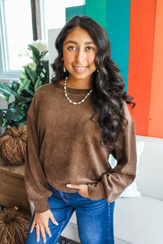 Velvet Crush Pullover • Chocolate