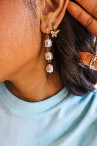 Deep Dive Pearl Earrings • Gold