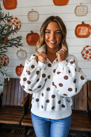 Lola Dotted Pullover • White