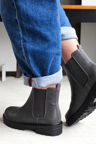 Libby Chelsea Boot • Dark Grey