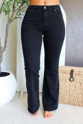 Elle Mid Rise Bootcut • Black