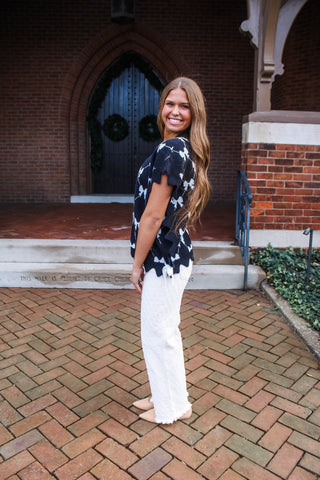 Tied With A Bow Sweater • Black