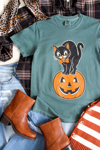 Halloween Hisses Graphic Tee • Emerald