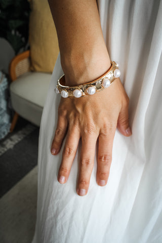 Bold Elegance Bangle Bracelet • Pearl/Gold