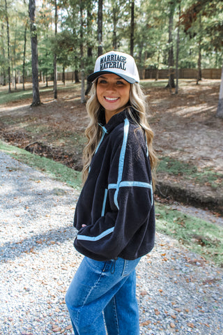 Alpine Adventures Half Zip • Black