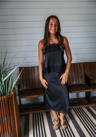 Romantic Edge Skirt Set • Black