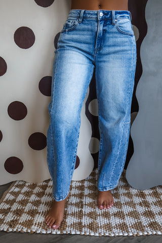 Remi High Rise Barrel Leg • Light Wash