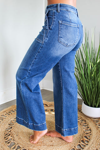 Casey Patch Pocket Wide Leg • Medium Wash