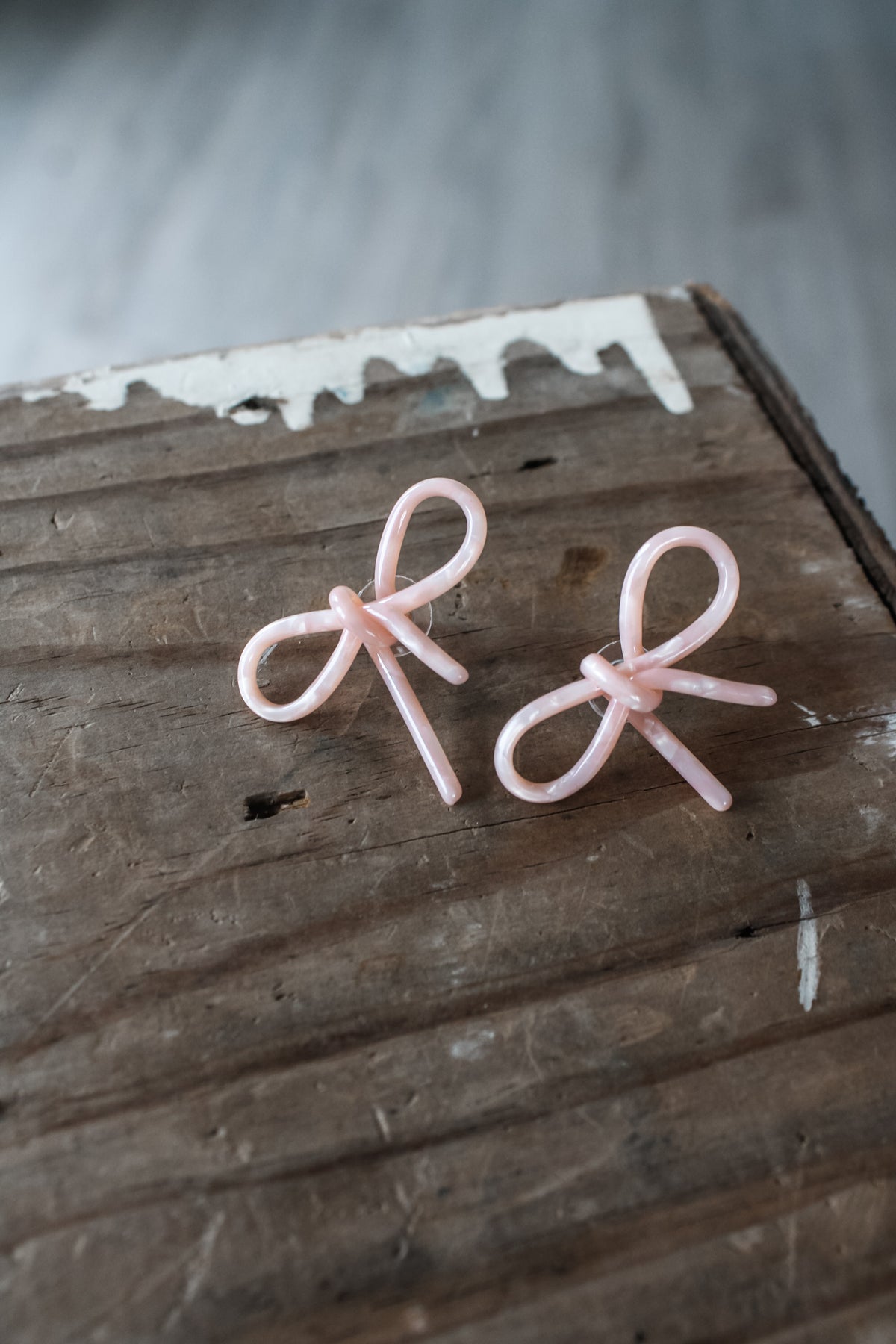 Pretty Charming Bow Earrings • Pink