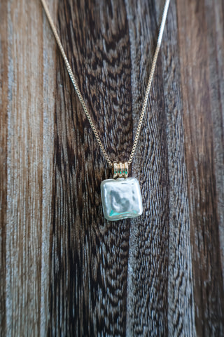Downtown Square Necklace • Gold