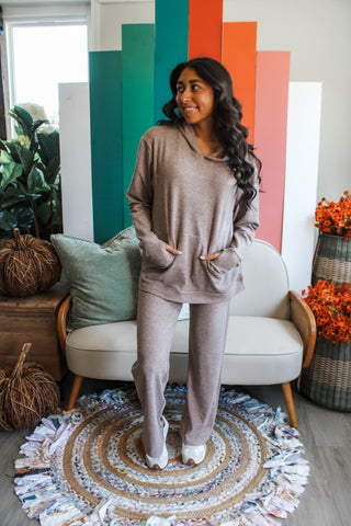 Embrace The Chill Pants • Mocha - FINAL SALE