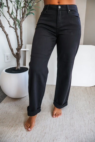 Walker Relaxed Barrel Jean | Tummy Control • Black