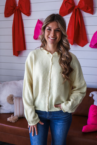 Chic Essential Cardigan • Lemon Crush