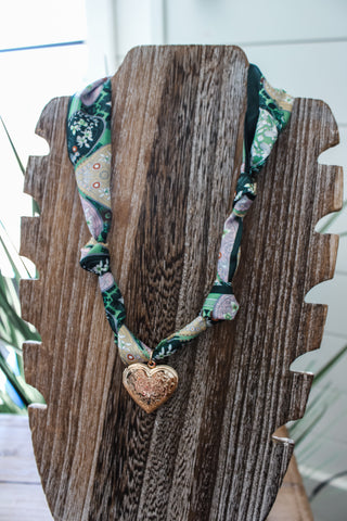 Always In My Heart Locket Scarf Necklace • Green
