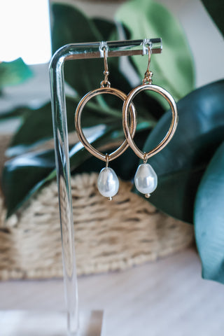 Off To Paradise Earrings • Gold