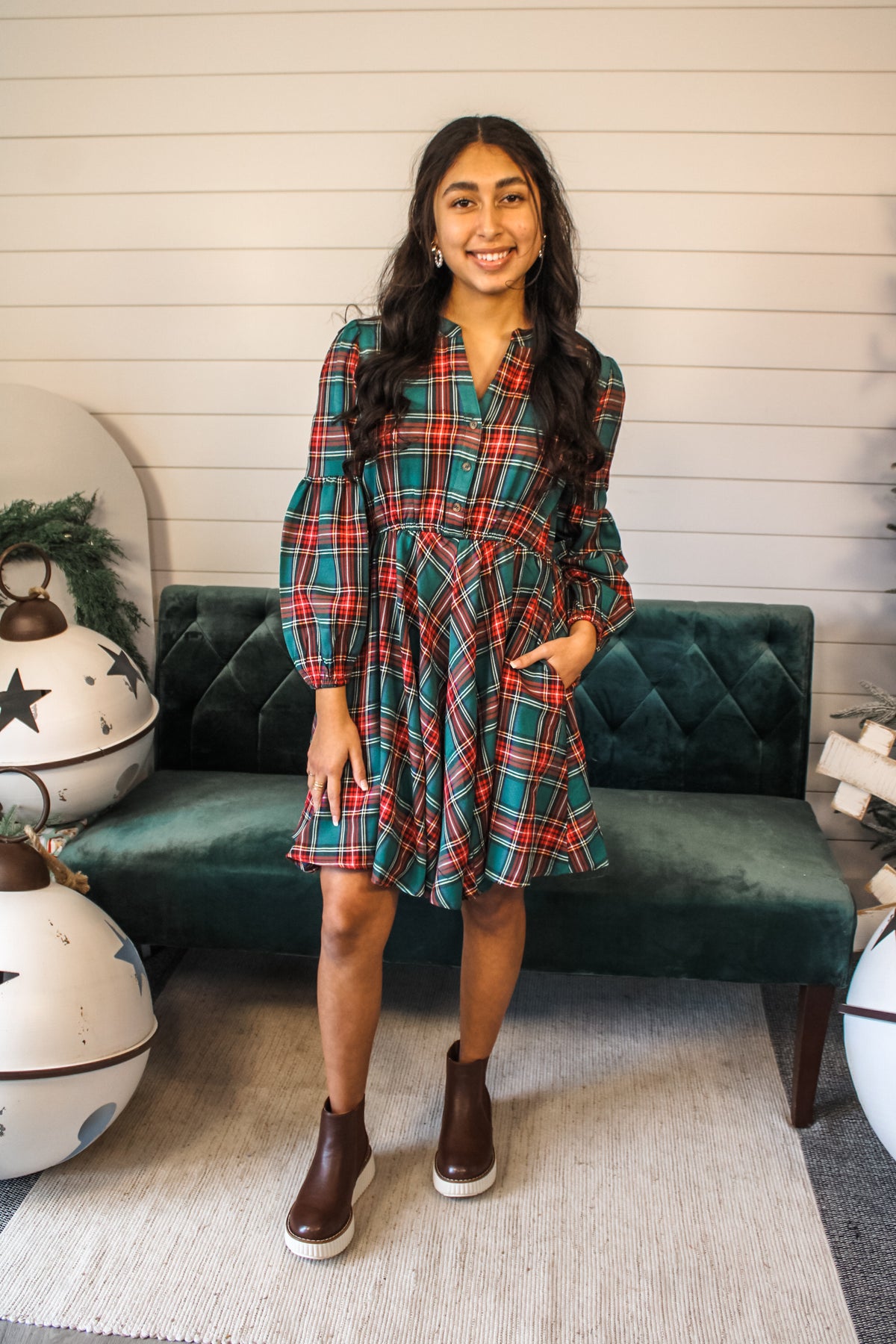 Live In The Moment Pocket Dress • Green Plaid