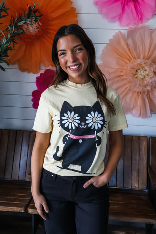 Kitties & Daisies Graphic Tee • Lemon
