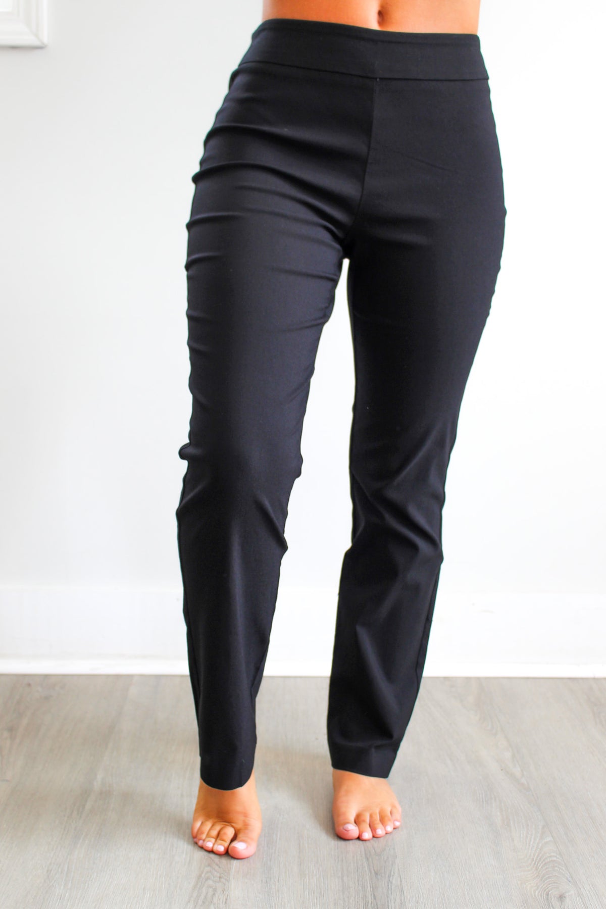 Paige Straight Leg Stretch Pant • Black