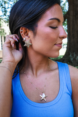 Off The Coast Necklace • Gold