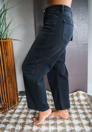 Lin Darted Barrel Leg • Black