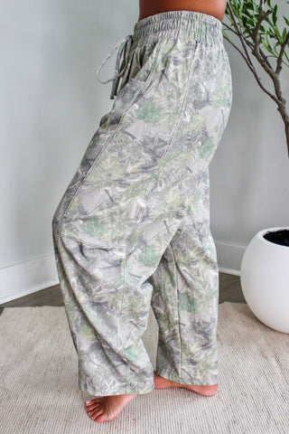 Woodland Camo Barrel Pants • Olive Mix
