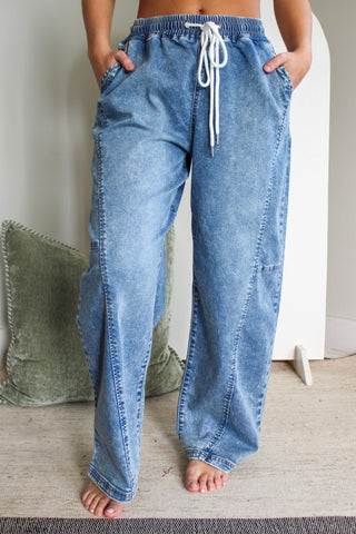 Lucy Barrel Leg Denim Pants • Light Wash
