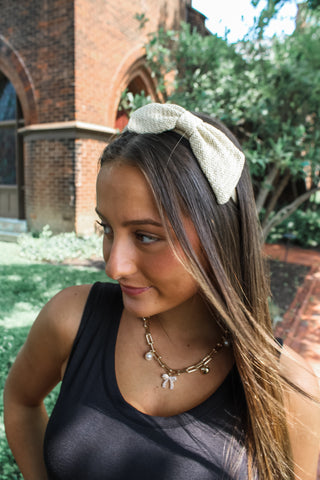 Take A Bow Raffia Headband • Natural