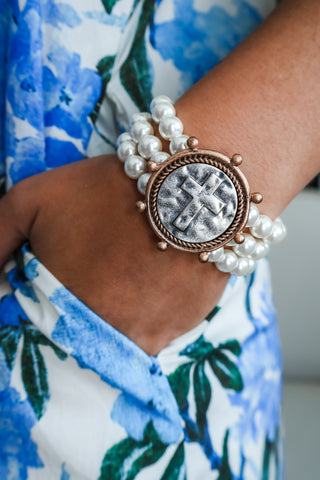 Refined Faith Pearl Bracelet • Metal Mix