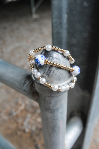 Charm & Grace Bracelet • Pearl/Gold